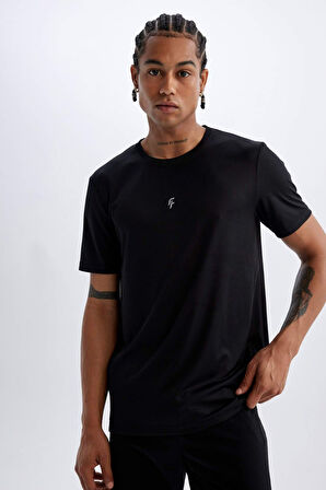 DeFactoFit Slim Fit Bisiklet Yaka Baskılı Kısa Kollu Sporcu Tişört X6142AZ24AUBK81