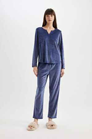 DeFacto Fall in Love Pijama Takım V Yaka Velur Uzun Kollu Üst Beli Lastikli Alt A3356AX24AUPR498
