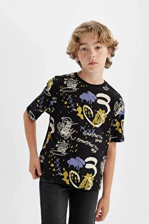 DeFacto Erkek Çocuk Oversize Fit Bisiklet Yaka Desenli Kısa Kollu Tişört C6278A824HSBK81