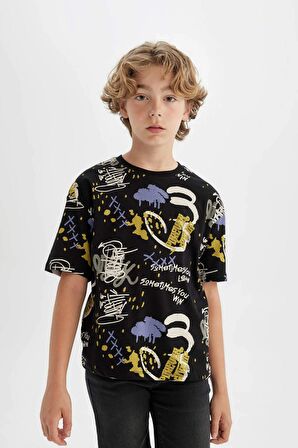 DeFacto Erkek Çocuk Oversize Fit Bisiklet Yaka Desenli Kısa Kollu Tişört C6278A824HSBK81