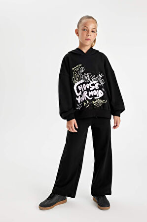 DeFacto Kız Çocuk Siyah Oversize Geniş Kalıp Kapüşonlu Baskılı Sweatshirt D0614A824AUBK81