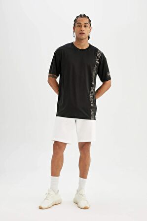 DeFactoFit NBA Los Lakers Boxy Fit Bisiklet Yaka Ağır Kumaş Kısa Kollu Tişört C7306AX24SMBK81