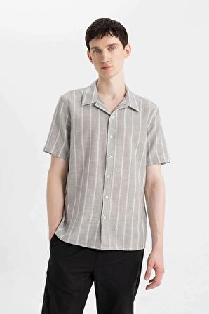 DeFacto Regular Fit Yazlık Polo Yaka Pamuklu Kısa Kollu Gömlek Z7344AZ24SMKH158