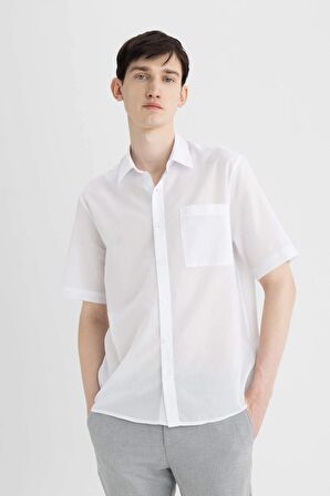 DeFacto Relax Fit Yazlık Polo Yaka Pamuklu Kısa Kollu Beyaz Gömlek C7598AX24SMWT34