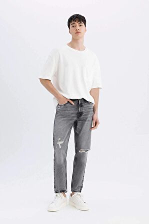 DeFacto %100 Pamuk 90's Slim Fit Dar Kalıp Yüksek Bel Dar Paça Yırtık Detaylı Jean Pantolon C9829AX24SMNM55