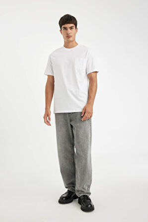 DeFacto Regular Fit Bisiklet Yaka Basic Düz Kısa Kollu Tişört D4797AX24AUWT32