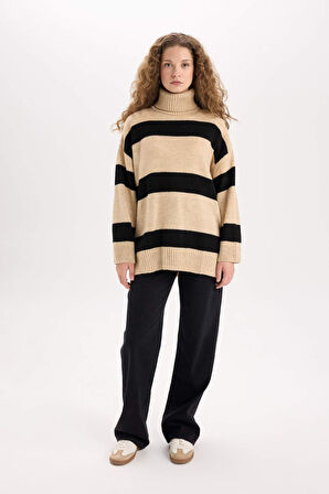 DeFacto Relax Fit Balıkçı Yaka Çizgili Kazak Tunik A8595AXNSBG245