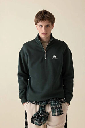 C6132 Comfort Regular Fit Rahat Kalıp Fermuarlı Dik Yaka Yazı Baskılı Sweatshirt