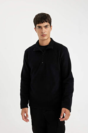 DeFacto Siyah Tüylenme Yapmayan Soğuk Geçirmez Regular Fit Dik Yaka Fermuarlı Polar Sweatshirt Y3996AZNSBK81