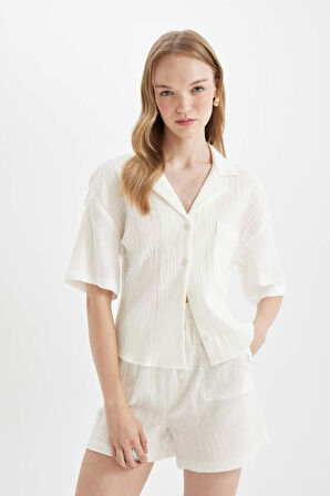 DeFacto Regular Fit Polo Yaka Müslin Kısa Kollu Gömlek D5009AX24HSWT32