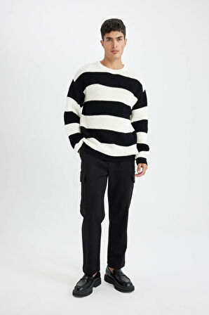 Relax Fit Bisiklet Yaka Çizgili Triko Kazak