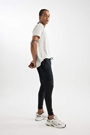 DeFactoFit Slim Fit Dar Kesim Sporcu Dokuma Şort