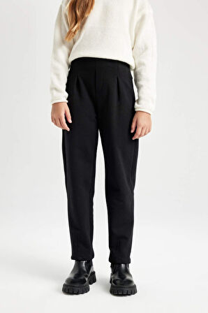 DeFacto Kız Çocuk Siyah Straight Fit Düz Kesim Beli Lastikli Pantolon D5984A824WNBK81