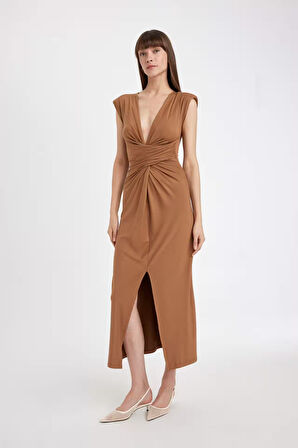 DeFacto V Yaka Yırtmaçlı Drapeli Kolsuz Maxi Elbise D5260AX24AUBN529