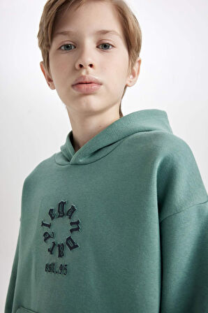 DeFacto Erkek Çocuk Oversize Geniş Kalıp Kapüşonlu Cepli Kalın Sweatshirt D1909A824WNGN757