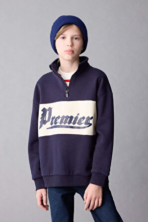 DeFacto Erkek Çocuk Oversize Geniş Kalıp Yarım Fermuarlı Baskılı Kalın Sweatshirt D1910A824WNNV135