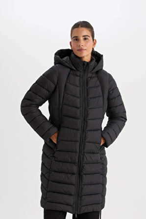 A1556 DeFactoFit Su İtici Uzun Şişme Kapüşonlu Slim Fit Dar Kesim Kapitoneli Fermuarlı Cepli Mont Parka