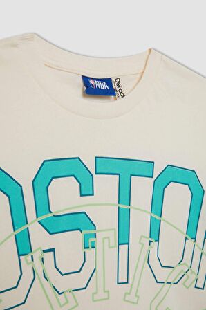 DeFacto Kız Çocuk NBA Boston Celtics Bisiklet Yaka Kısa Kollu Tişört C5774A824SMER99