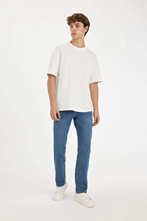 DeFacto Sergio Regular Fit Normal Kalıp Normal Bel Boru Paça Jean Pantolon A6948AX24AUNM28