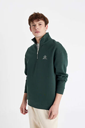 DeFacto Comfort Regular Fit Rahat Kalıp Fermuarlı Dik Yaka Baskılı Sweatshirt C6132AX24AUGN536