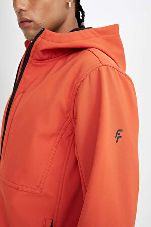 DeFactoFit Su İtici Regular Fit Kapüşonlu Softshell Mont