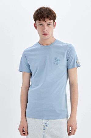 DeFacto Slim Fit Bisiklet Yaka Baskılı Kısa Kollu Tişört C3946AX24SMBE524