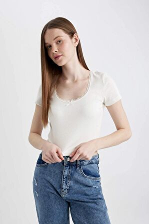 DeFacto Fitted U Yaka Fitilli Kaşkorse Kısa Kollu Tişört D0478AX24HSWT32
