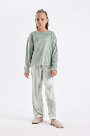 DeFacto Kız Çocuk Polar Uzun Kollu Pijama Takımı D1068A824WNGN1123