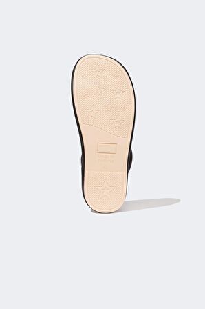 DeFacto Kadın Düz Taban Suni Deri Sandalet D0765AX24HSBK23