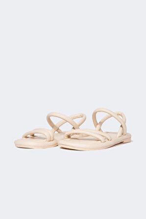 DeFacto Kadın Düz Taban Suni Deri Sandalet D0765AX24HSBG26