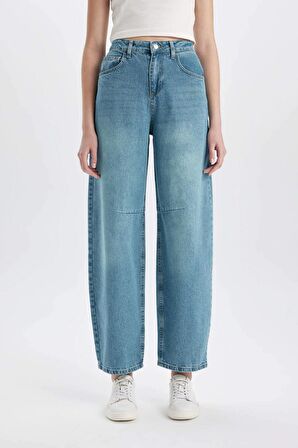 DeFacto Baggy Fit Yüksek Bel Uzun Yıkamalı Jean Pantolon D0846AX24SMNM28