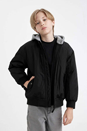 DeFacto Erkek Çocuk Çıkarılabilir Kapüşon Kolej Yaka Bomber Mont C5986A824WNBK27