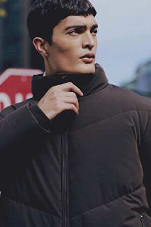 Şişme Mont Slim Fit Dar Kesim Dik Yaka Fermuarlı Cepli