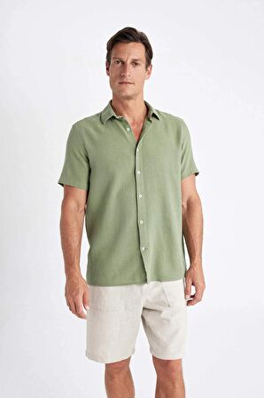 DeFacto Regular Fit Yazlık Polo Yaka Pamuklu Kısa Kollu Gömlek D2924AX24SMKH430