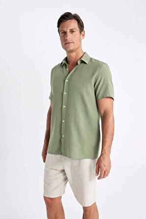DeFacto Regular Fit Yazlık Polo Yaka Pamuklu Kısa Kollu Gömlek D2924AX24SMKH430