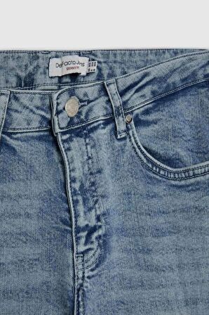 DeFacto Carlo Skinny Fit Ekstra Dar Kalıp Normal Bel Ekstra Dar Paça Jean Pantolon D1821AX24SMNM63