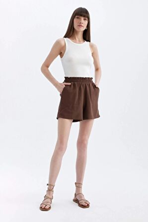 DeFacto Relax Fit Paperbag Bel Geniş Paça Keten Karışımlı Şort D3944AX24SMBN480