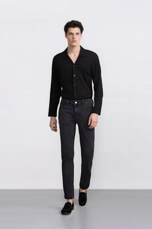 DeFacto Carlo Skinny Fit Ekstra Dar Kalıp Normal Bel Ekstra Dar Paça Siyah Jean Pantolon S2285AZ25SPNM40