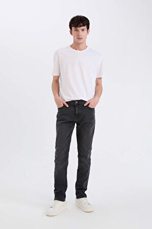 Pedro Slim Fit Dar Kalıp Normal Bel Dar Paça Jean Pantolon