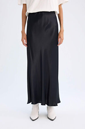 Straight Fit Normal Bel Saten Maxi Etek