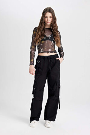 DeFacto Coool Wide Leg Kışlık Gabardin Pantolon Geniş Paça Normal Bel Basic Düz Bağcıklı Kargo Cepli B1205AX24AUBK27