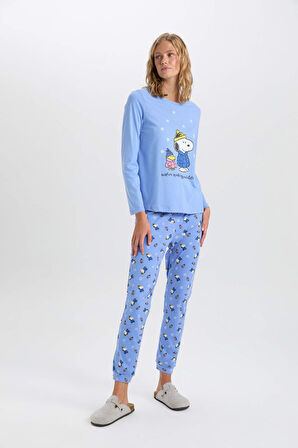 Kadın Fall in Love Snoopy Regular Fit Bisiklet Yaka Uzun Kollu Üst Alt Pijama Takımı