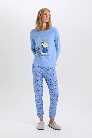 Kadın Fall in Love Snoopy Regular Fit Bisiklet Yaka Uzun Kollu Üst Alt Pijama Takımı