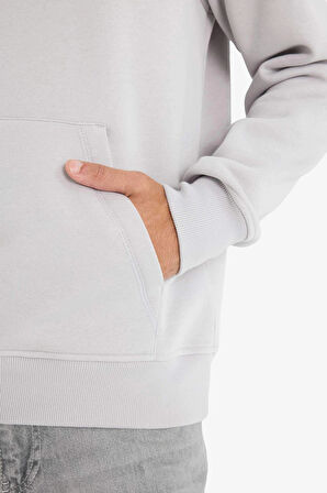 Defacto X8283 Gri Regular Fit Kapüşonlu Kanguru Cepli İçi Yumuşak Tüylü Basic Düz Sweatshirt