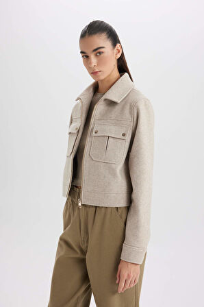 DeFacto Regular Fit Polo Yaka Cepli Fermuarlı Kısa Kaşe Kaban D5767AX25SPBG778