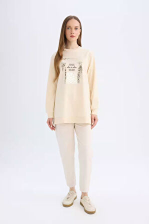 DeFacto Regular Fit Bisiklet Yaka Parlak Baskılı Sweatshirt Tunik D7569AX24WNER42