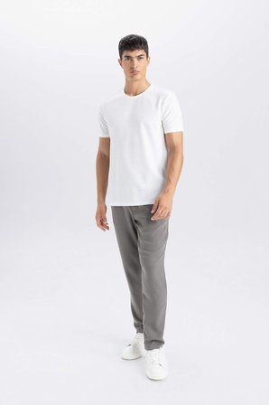DeFacto Slim Fit Bisiklet Yaka Kısa Kollu Basic Tişört M6608AZ25SPER105