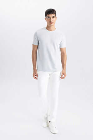DeFacto Slim Fit Dar Kesim Bisiklet Yaka Basic Düz Kısa Kollu Tişört M6608AZ25SPGR91