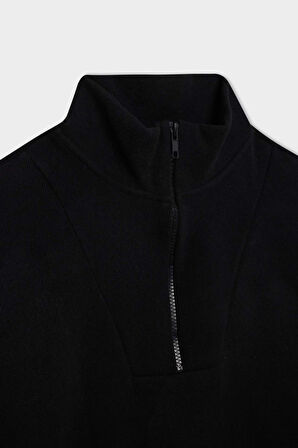 Kadın Siyah Regular Fit Yarım Fermuarlı Dik Yaka Selanik Kumaş Basic Düz Uzun Kollu Tunik