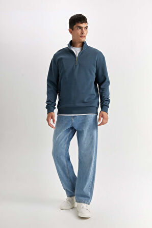DeFacto 3 İplik Pamuklu Şardonlu İçi Polarlı Comfort Regular Fit Rahat Kalıp Dik Yaka Fermuarlı Kalın Sweatshirt D9067AXNSBE700